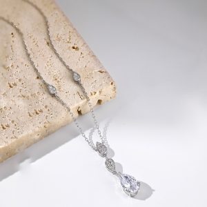 Mimi Crystal Necklace - Image 2