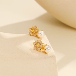 Blossom Pearl Earring - Image 2