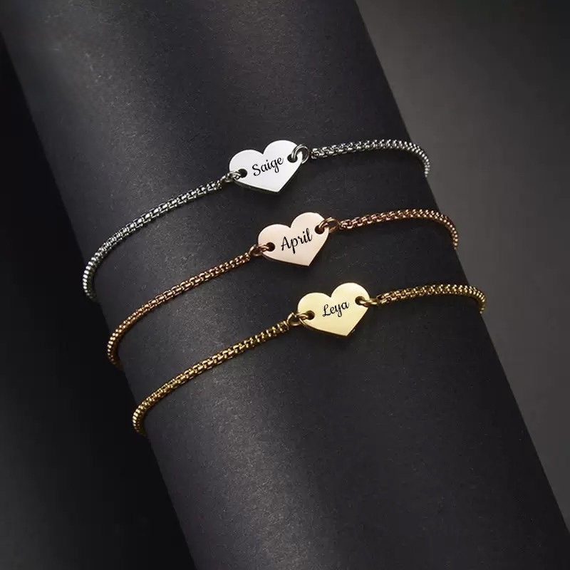 Minimal Heart Bracelet